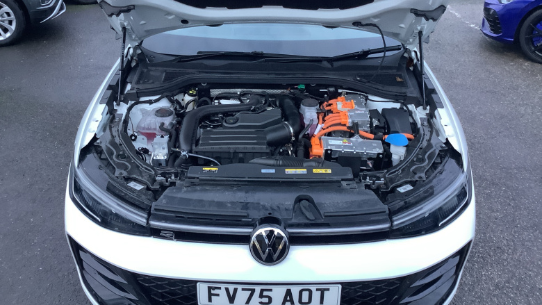 Volkswagen Passat 1.5 TSI eHybrid R-Line 5dr DSG Estate